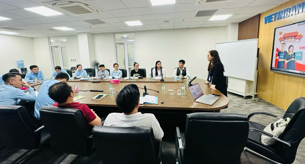 THÀNH VINH KHAI GIẢNG KHÓA HỌC TIẾNG TRUNG TẠI NGÂN HÀNG VIETINBANK